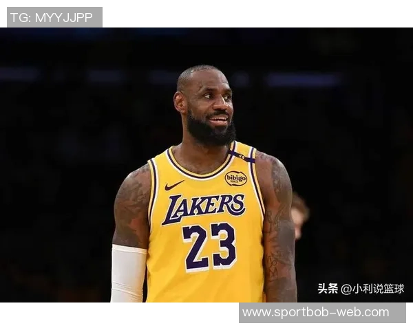 詹姆斯在大将军节目中假装受伤引发续约合同争议湖人态度成焦点